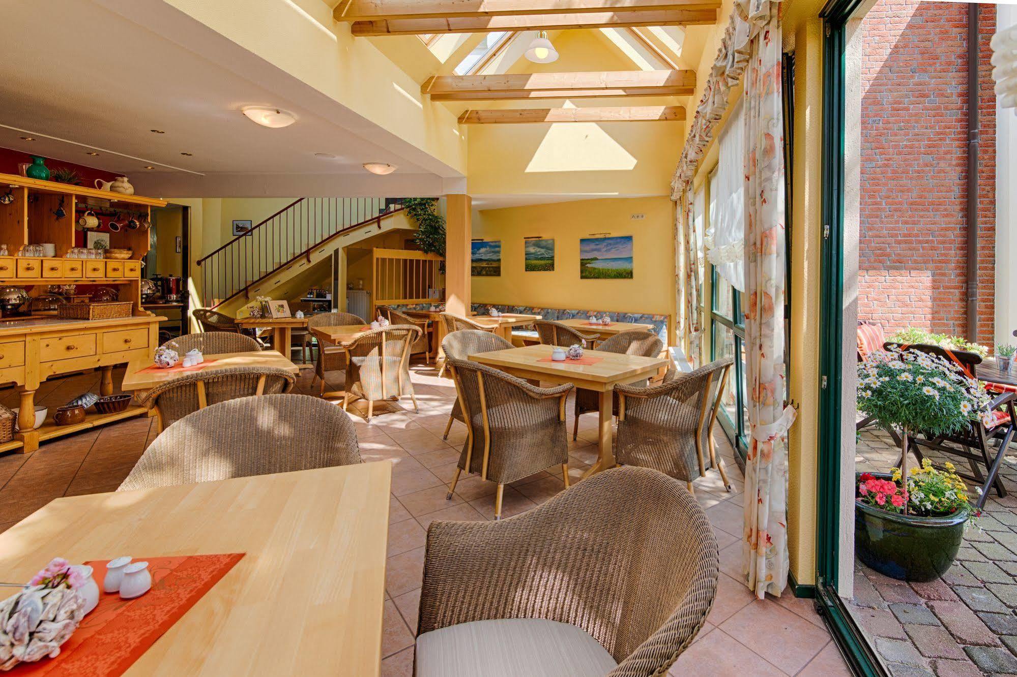 Hotel Garni Nussbaumhof Uckeritz Luaran gambar