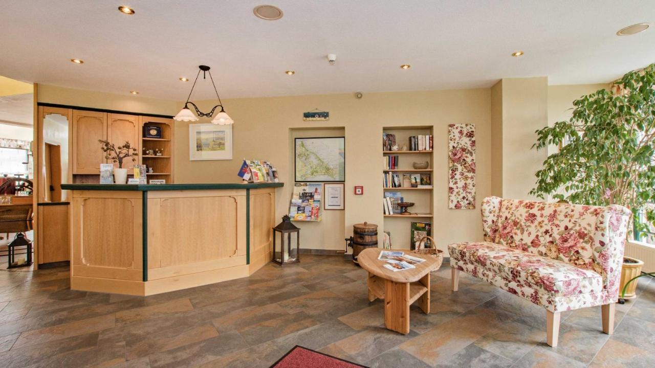 Hotel Garni Nussbaumhof Uckeritz Luaran gambar